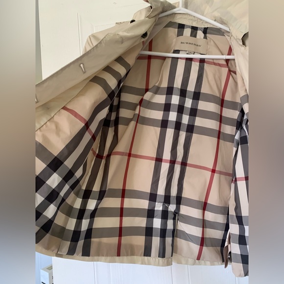 BURBERRY Kids Rain Coat size 3Y - Picture 5 of 6